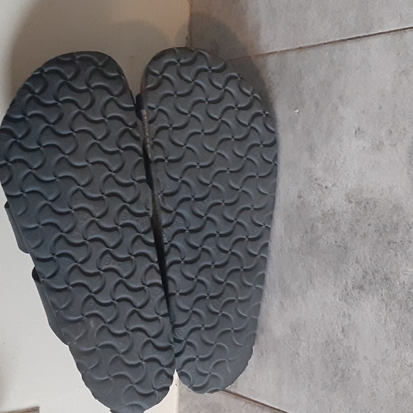 BIRKENSTOCK  sandals  a men 6.5 women  8 - Picture 5 of 7